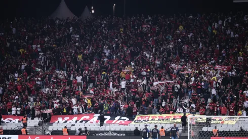 Foto: (Ettore Chiereguini/AGIF) – A Neo Química Arena recebeu 4 mil torcedores visitantes na decisão entre Corinthians e Flamengo pela Libertadores, o que irritou a Fiel Torcida
