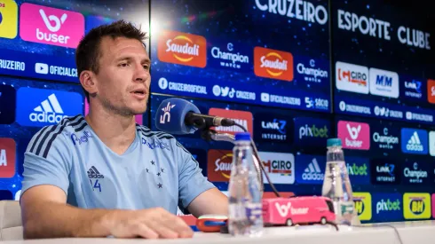 Foto: (Gustavo Aleixo/Cruzeiro) – Eduardo Brock concedeu entrevista coletiva no Cruzeiro nesta terça (20)
