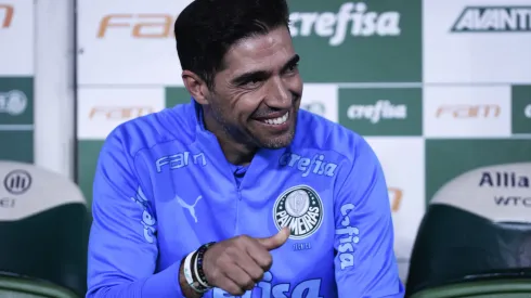 Foto: (Ettore Chiereguini/AGIF) – Abel Ferreira, técnico do Palmeiras, mandou uma 'indireta' para o Atlético antes do duelo válido pelo Brasileirão
