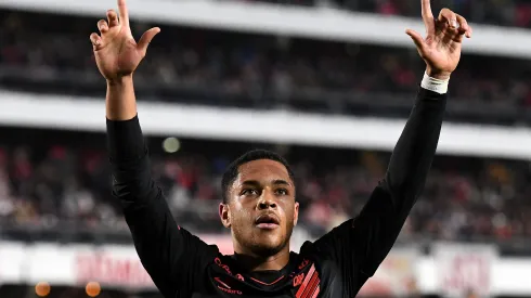 Foto: (Marcelo Endelli/Getty Images) - Vitor Roque tem sido um dos grandes nomes do Athletico em 2022