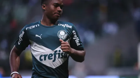 Foto: (Ettore Chiereguini/AGIF) – Endrick é tido como uma das grandes promessas da base do Palmeiras nos últimos anos
