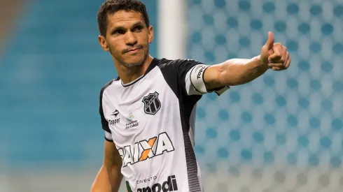 Foto: (Jeferson Guareze/AGIF) - Magno Alves marcou época no Ceará