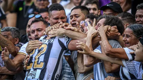 Foto: (Lucas Emanuel/AGIF) – Para garantir a permanência na Série A, o Ceará aposta na força da sua torcida
