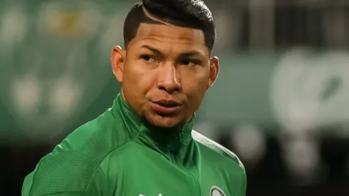 Foto: Robson Mafra/AGIF - Rony deve renovar com o Palmeiras até 2026
