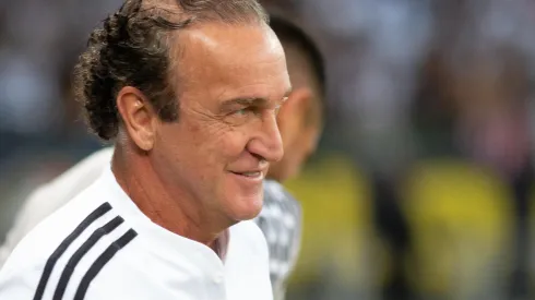 Foto: Fernando Moreno/AGIF - Cuca recebe boa notícia para reta final do Brasileirão