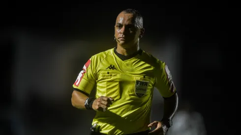 Foto: Thiago Ribeiro/AGIF - Wilton Pereira Sampaio irá apitar a final da Copa do Brasil
