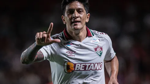 Foto: (Isabela Azine/AGIF) – Cano entrou no top-10 artilheiros estrangeiros do Brasileirão vestindo a camisa do Fluminense
