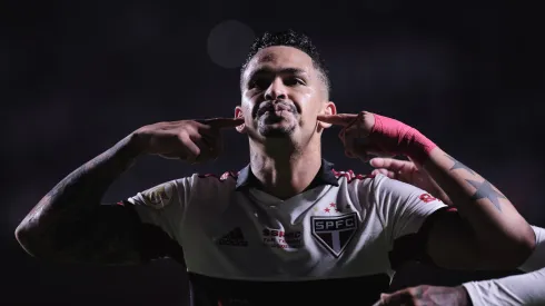 Foto: (Ettore Chiereguini/AGIF) – Luciano, do São Paulo, disse que trocaria 49 dos seus gols pelo título da Sul-Americana, mantendo apenas seu gol contra o Palmeiras na final do Paulistão 2021
