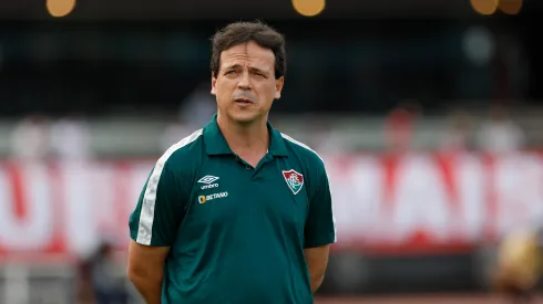 SAO PAULO, BRAZIL – JULY 17: Fernando Diniz head coach of Fluminense looks on during the match between Sao Paulo and Fluminense as part of Brasileirao Series A 2022 at Morumbi Stadium on July 17, 2022 in Sao Paulo, Brazil. (Photo by Ricardo Moreira/Getty Images)
