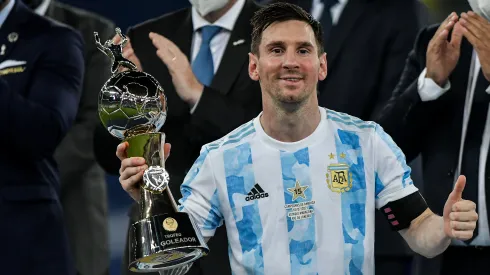 Foto: (Thiago Ribeiro/AGIF) – Lionel Messi, que foi campeão da Copa América 2021 com a Argentina, deve ganhar a Copa do Mundo no Catar, de acordo com um supercomputador
