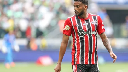 Marcello Zambrana/AGIF- Reinaldo, lateral do São Paulo