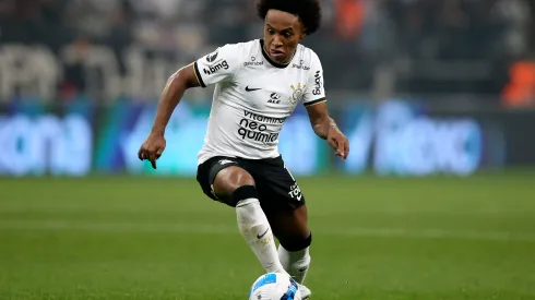 Alexandre Schneider/ Getty Images- Willian, em sua passagem pelo Corinthians
