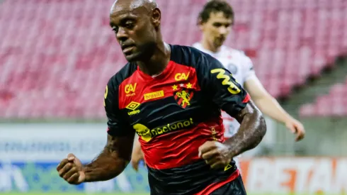 Foto: (Rafael Vieira/AGIF) - Vagner Love não é o único jogador do atual elenco que interessa ao Sport para 2023