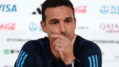 Photo by Mohamed Farag/Getty Images - Scaloni faz mistério na escalação da Argentina para Copa