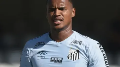 Foto: Ivan Storti/Santos FC - John interessa ao São Paulo
