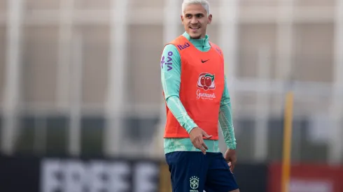 Foto: (Lucas Figueiredo/CBF) - Pedro, do Flamengo, ficou toda a estreia da Seleção Brasileira na Copa do Mundo no banco de reservas