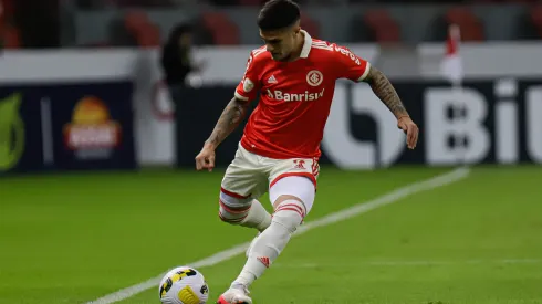 Maxi Franzoi/AGIF- Fabrício Bustos, lateral-direito do Inter