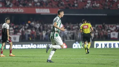 Coritiba oficial- Matheus Cadorini, atacante do Coritiba
