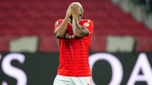 Getty Images- Edenílson, volante do Inter