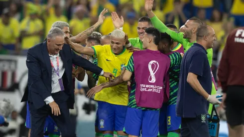 Foto: (Lucas Figueiredo/CBF) – Richarlison contagiou Tite na Seleção Brasileira com a dança do pombo
