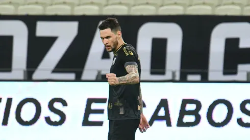 Foto: (Kely Pereira/AGIF) - Tiago Pagnussat é o primeiro reforço do Ceará para 2023