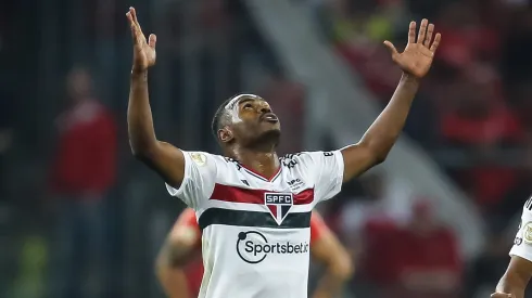 Foto: (Pedro H. Tesch/AGIF) - Nikão deve deixar o São Paulo em definitivo