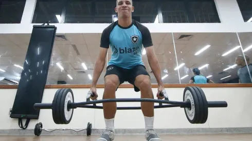 Botafogo/Vitor Silva- Wendel, volante do Botafogo