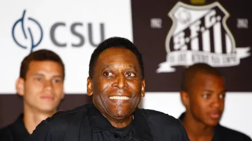 Foto: (Ricardo Saibun/Divulgação Santos FC) - O Santos estuda aposentar a camisa 10 após o falecimento de Pelé