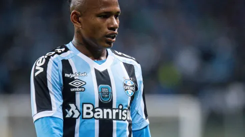 Foto: (Maxi Franzoi/AGIF) – Campaz pode estar de saída do Grêmio rumo ao México
