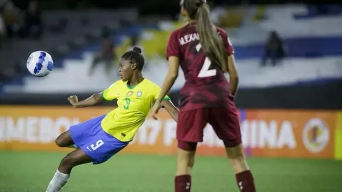 Clube paulista abre o cofre e fecha contratação de Jhonson para futebol feminino