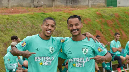 Foto: Estevão Germano / América – Matheus Gonçalves é apresentado no América
