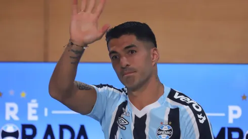 Fernando Alves/AGIF- Luis Suárez, atacante do Grêmio