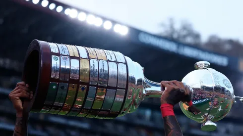 Foto: (Franklin Jacome/Getty Images) – A Conmebol aumentou os valores dos prêmios da Copa Libertadores
