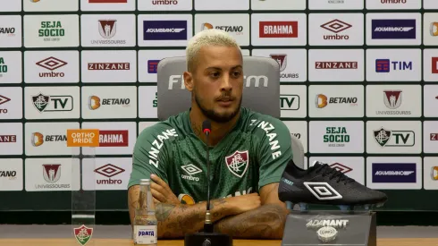 Foto: (Marcelo Gonçalves/FFC) – Guga concedeu entrevista coletiva no Fluminense nesta quarta (11)
