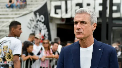 Thiago Ribeiro/AGIF- Luis Castro, técnico do Botafogo
