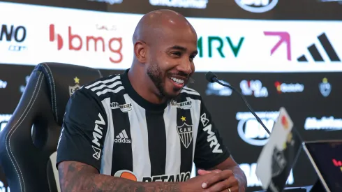 Foto: (Pedro Souza/Atlético) - Patrick durante coletiva de apresentação no Atlético nesta sexta (20)