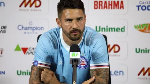 Foto: (Felipe Oliveira / EC Bahia) - Everaldo ainda não balançou as redes com a camisa do Bahia