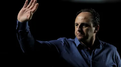 Foto: (Rubens Chiri/saopaulofc.net) – Rogério Ceni não esconde seu pedido por mais reforços no São Paulo
