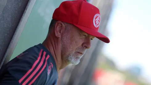 Foto: (Ricardo Duarte/Internacional) - Mano Menezes não está satisfeito com o início de temporada do Internacional
