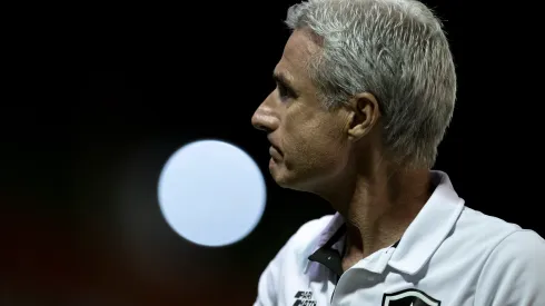 Jorge Rodrigues/AGIF- Luís Castro, técnico do Botafogo
