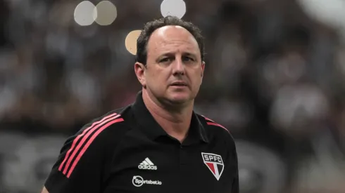 Foto: Rubens Chiri / saopaulofc.net – Rogério Ceni pode ter baixa na defesa do São Paulo
