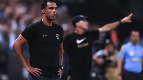 Ettore Chiereguini/AGIF- Fernando Lázaro, técnico do Corinthians
