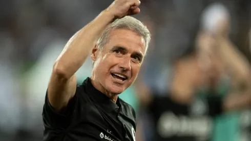 Foto: Jorge Rodrigues/AGIF - Castro ganha 'reforço' no Botafogo