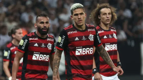 Foto: Marcello Zambrana/AGIF – Thiago Maia, Pedro e David Luiz
