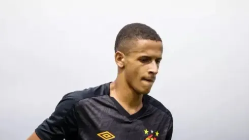 Anderson Stevens/Sport- Luciano Juba, lateral-esquerdo do Sport