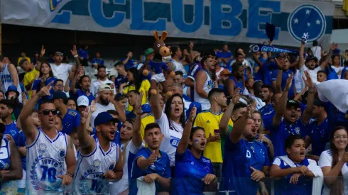 Foto: Fernando Moreno/AGIF – Torcida do Cruzeiro se irrita com preço dos ingressos
