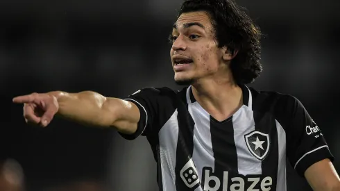 Foto: (Thiago Ribeiro/AGIF) - Matheus Nascimento deve ser titular do Botafogo contra o Sergipe