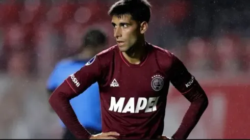 Andre Penner-Pool/Getty Images - Di Plácido, lateral-direito