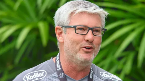 Foto: Fernanda Luz/AGIF - Odair Hellmann ganha reforço importante no Paulistão