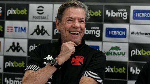 Foto: Thiago Ribeiro/AGIF - Presidente vai buscando novidades em todos os setores.